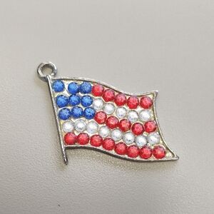 1.5" Metal Patriotic American Flag Pendant